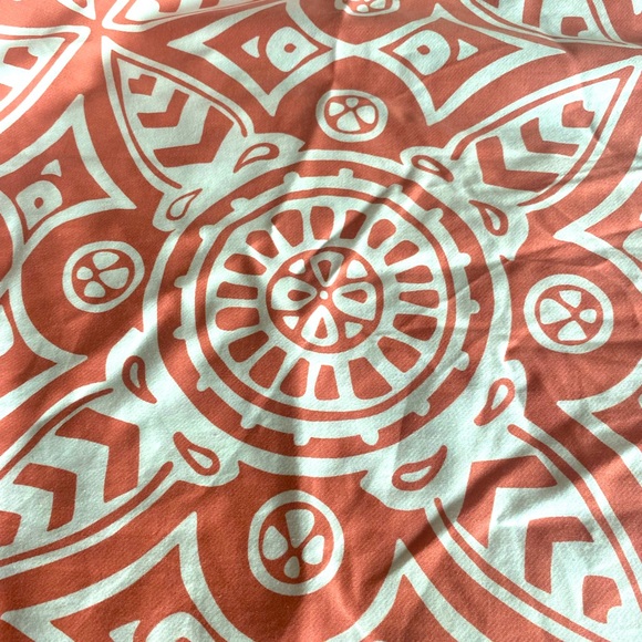 Serena & Lily Queen Coral Print Duvet Cover - Picture 3 of 3